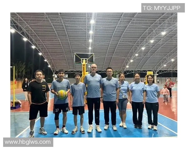 赛后分析西安排球队与广州排球队在团队协作中的表现与策略探讨