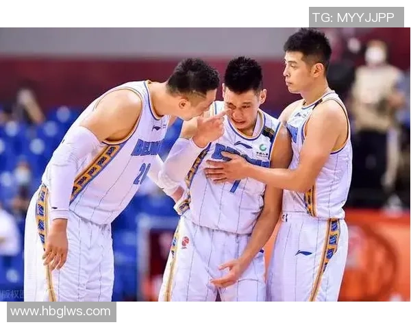 重庆排球队与广州排球队赛后复盘分析比赛节奏与战术对比