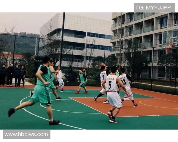 重庆篮球队荣登篮球团队协作排行榜第十名展现出色团队精神与实力