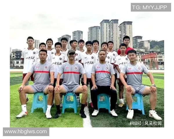 重庆足球队总决赛精彩回顾团队协作展现团结力量与拼搏精神