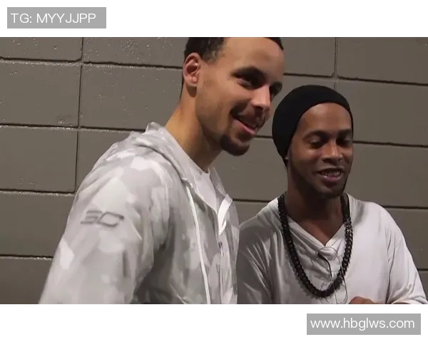 勒布朗与足球明星粉丝的跨界友谊与共同热爱探讨